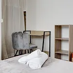 Tbs 98 - Superb Terrace Apartment In Paris 15